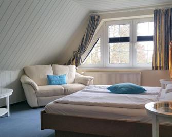 Hotel-Pension Am Fuchsberg - Bad Doberan - Bedroom