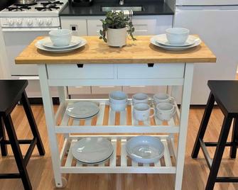 Your Luxury Home Away From Home In Beautiful Noe Valley - San Francisco - Dining room