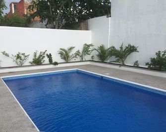 Departamentos Lalo - Zihuatanejo - Pool