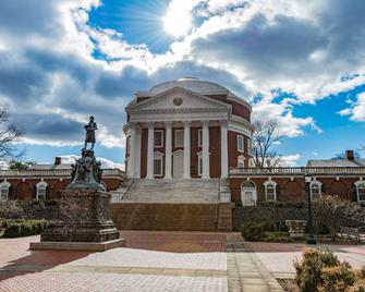 سوبر 8 باي ويندام شارلوتسفيل - شارلوتسفيل - وسائل الراحة في مكان الإقامة