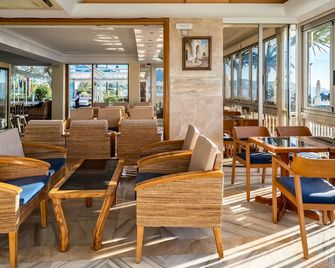 Hotel Balcón de Europa - נרחה - מסעדה