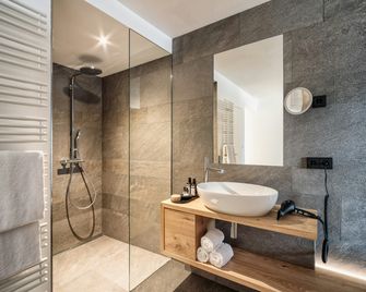 Romantik Hotel Hirschen - Parsberg - Спальня