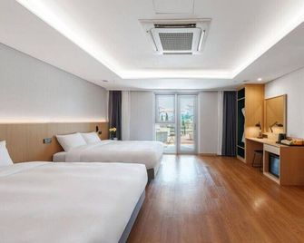 ibis Styles Ambassador Jeonju City Centre - Jeonju - Slaapkamer