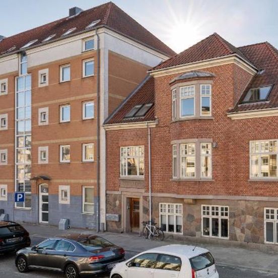 Cozy 4-Bedroom apartment Aalborg – Aalborg