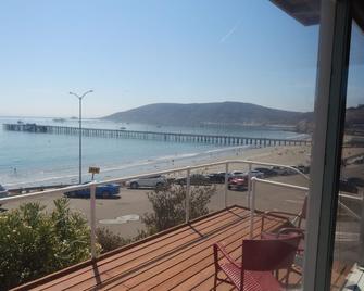 196 Front Street: 1 Br, 1.5 Ba House In Avila Beach, Sleeps 4 - Avila Beach - Balcony
