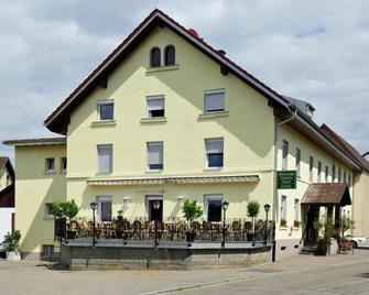 Hotel Tannenhof - Steinen - Building