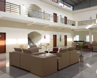 Hotel Katapathar Resort and Restaurant - Vikāsnagar - Lobby