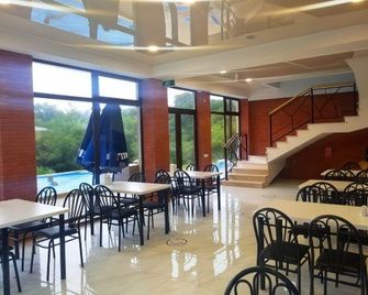 Vita Gardenia Hotel Tskaltubo - Tsqaltubo - Restaurant
