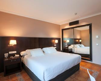 HO Ciudad De Jaén - Jaén - Bedroom