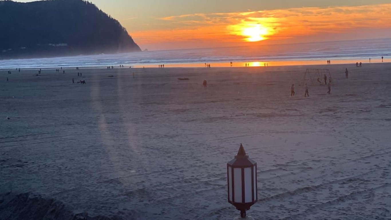 The Ocean Front at Seaside