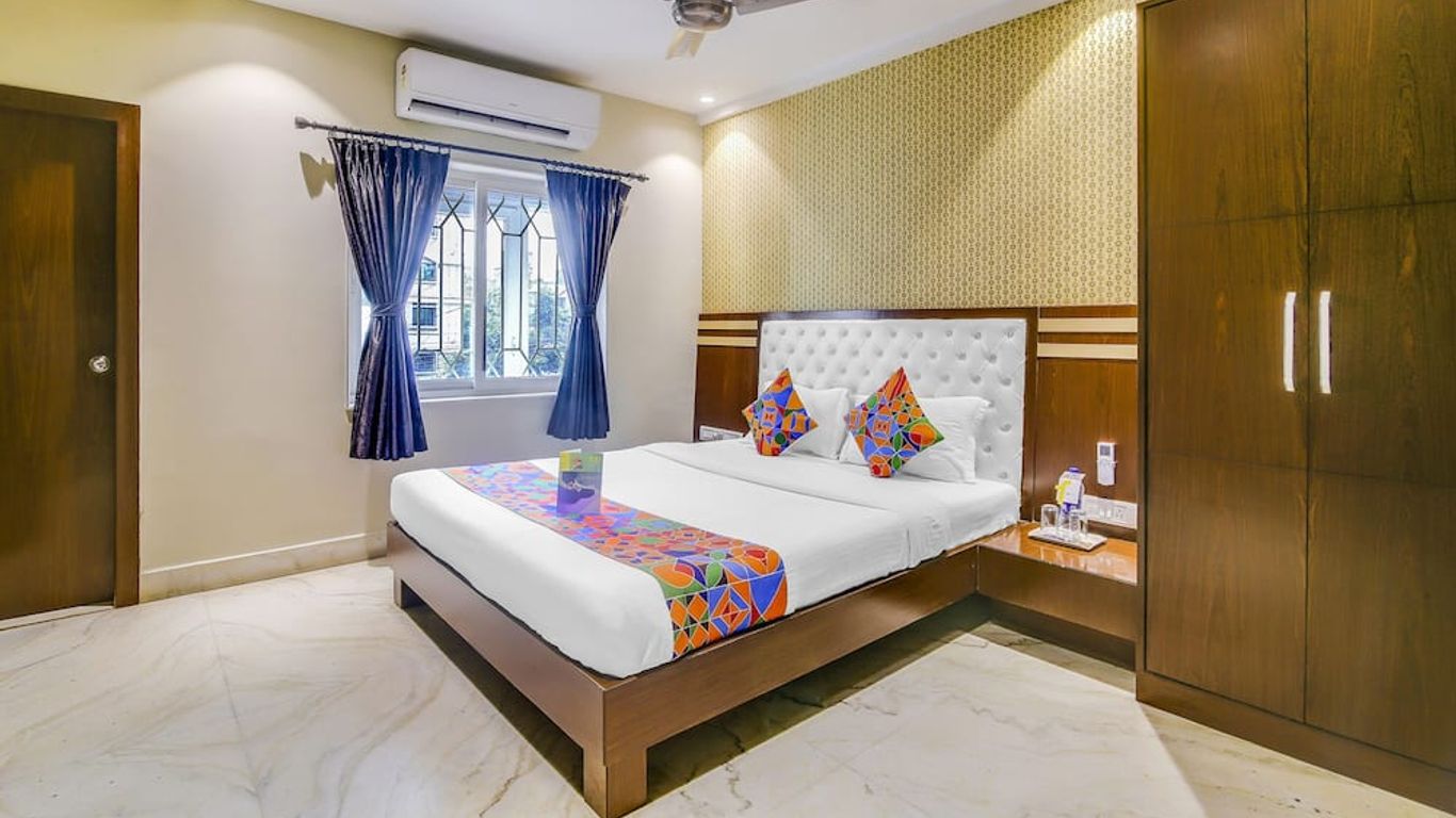 Fabhotel Luxor - Nr Acropolis Mall