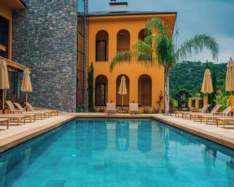 The Remote Hotel - Sarigerme - Pool