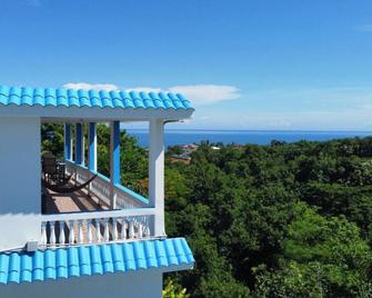 Vista del Mar Apt A with ocean views - Rincon