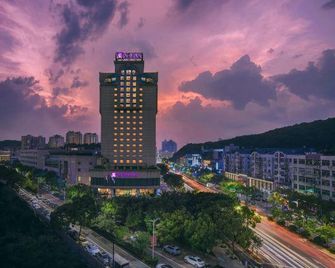 إكسيمون رويان سن شاين هوتل - ونزهو - مبنى