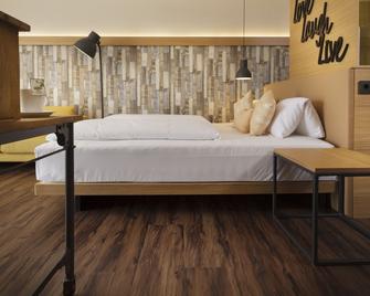 Mjus Resort & Thermal Park - Kormend - Habitación