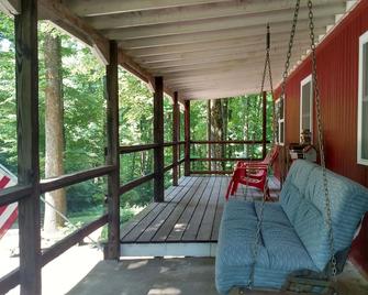Tappan/Deersville Ohio Getaway - Freeport - Balcony