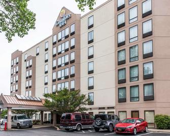 Comfort Inn Pentagon City - Arlington - Rakennus