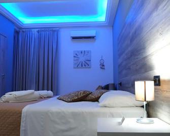 Royalty Rooms & Spa - Neapel - Schlafzimmer
