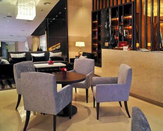 Grand Mercure Shanghai Hongqiao - שנחאי - בר