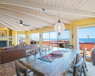 Large 4 Bedroom Luxury Home in Las Gaviotas!! - Puerto Nuevo - Dining room