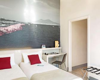 B&B Hotel Napoli - נאפולי - חדר שינה
