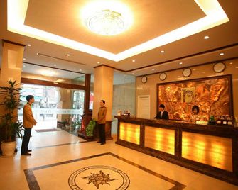 Royal Gate Hotel - Hanoi - Recepción