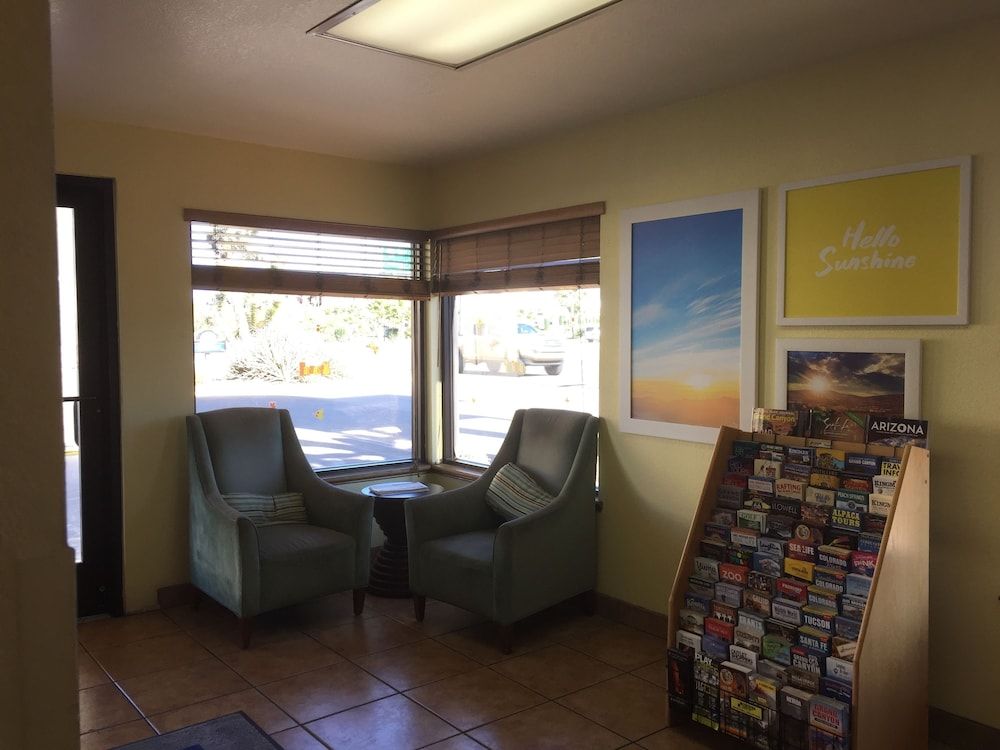 Other view of Days Inn by Wyndham Kingman West