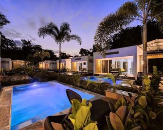 Villas Ríos del Caribe - Cahuita - Piscina