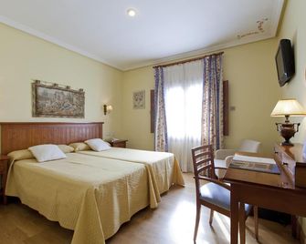 Hotel Casona de la Reyna - Toledo - Phòng ngủ