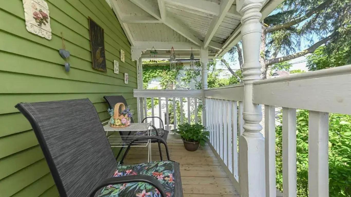 Niagara Inn Bed & Breakfast