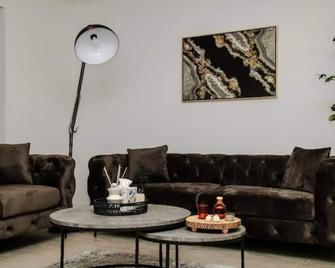 Luxury House Near Durham City - Durham - Phòng khách