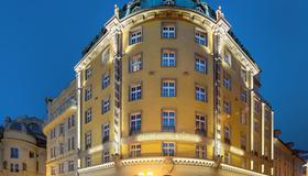 Grand Hotel Bohemia - Praga - Edificio