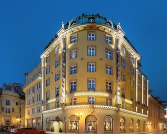 Grand Hotel Bohemia - Prag - Bygning