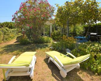 Beautiful Home In Donzère With Wifi - Donzère - Patio