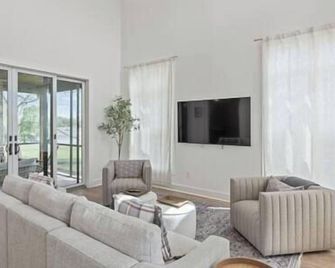 Basecamp Retreat Timsfordlake - Winchester - Sala de estar