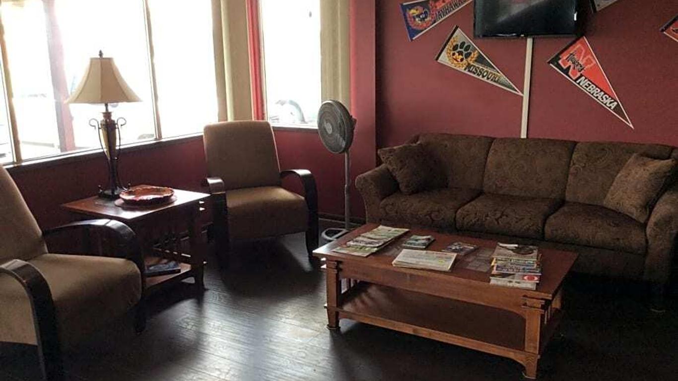 Sports Club Motel