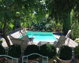 Haven of peace in Bordeaux - Ideal for families or couples - swimming pool, calm & comfort! - Le Bouscat - Piscina