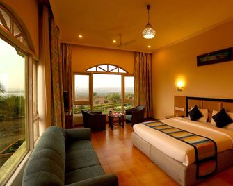 Kohinoor Samudra Beach Resort - Ratnagiri - Bedroom