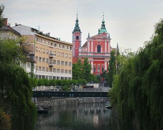 Antiq Palace - Historic Hotels of Europe - Lublana - Widok na zewnątrz