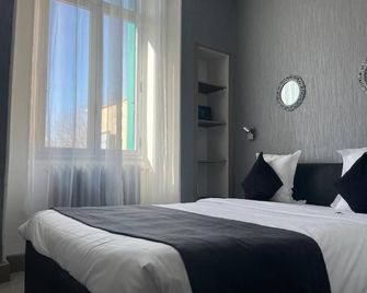 Hôtel Beausoleil - Montélimar - Soveværelse