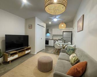 Close to Coast & Bellarine (Barn) - Moolap