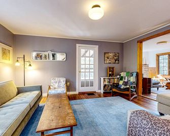 Green Mountain Retreat - Sunderland - Sala de estar