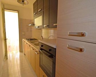 Villetta Euclide - Torre Vado - Cocina