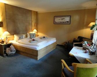 Hotel Ehrwalderhof - Ehrwald - Bedroom