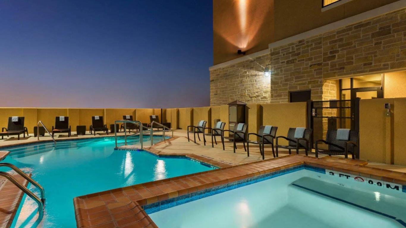 Courtyard by Marriott Houston Kingwood