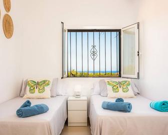 Finca Blanca - Calas de Mallorca - Habitación