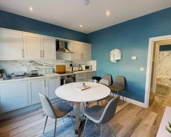 Pier Plain By The Sea - Gorleston-on-Sea - Kitchen