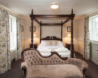 The George Inn - Warminster - Chambre