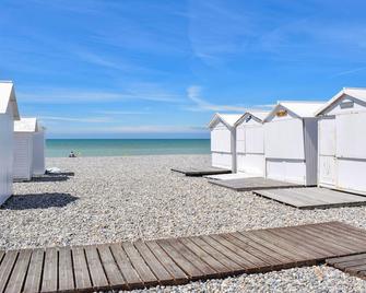 2 Bedroom Cozy Home In Ault - Ault - Spiaggia