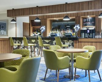 Leonardo Hotel Cheltenham - شلتنهام - بار